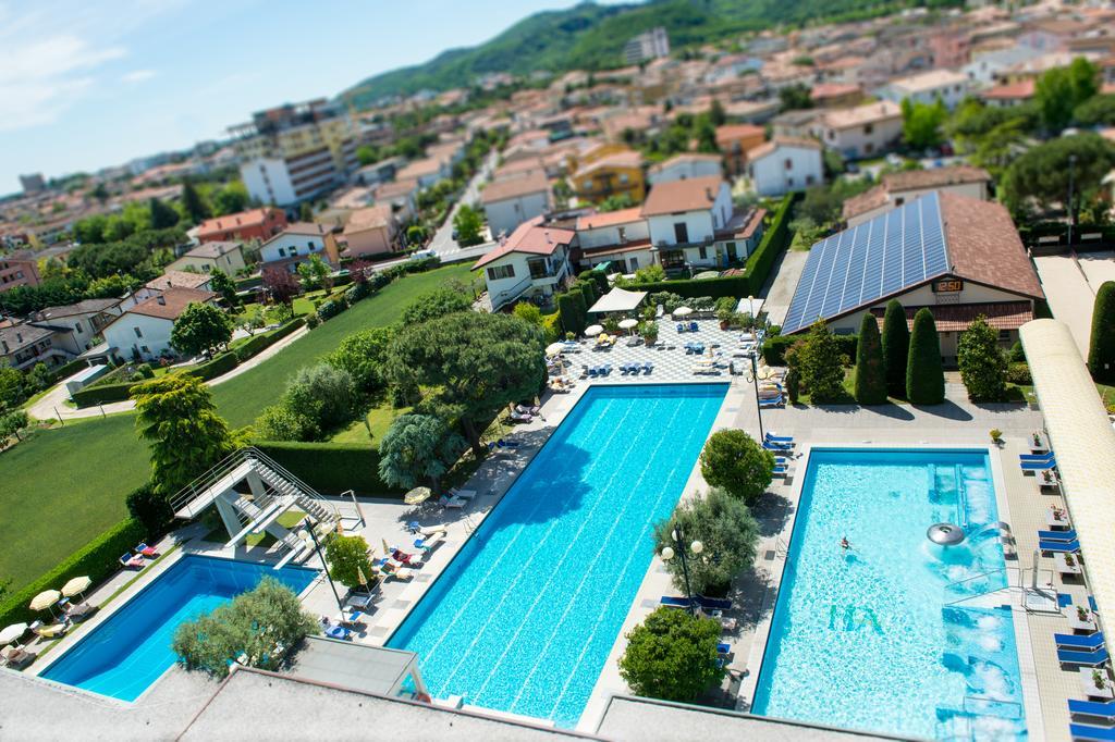 Hotel Terme Antoniano Montegrotto Terme Exterior foto